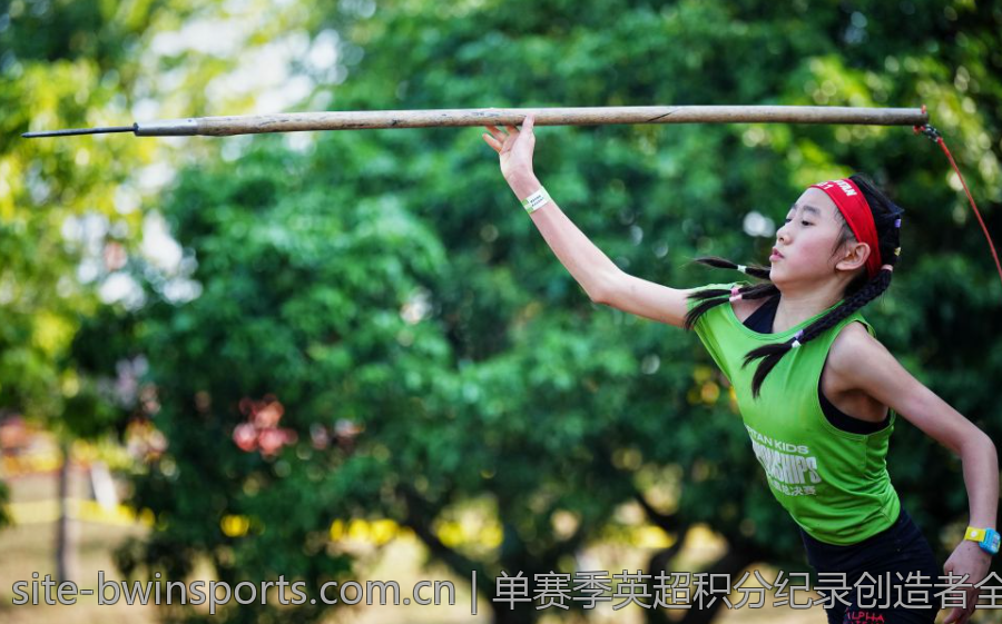 单赛季英超积分纪录创造者全景盘点