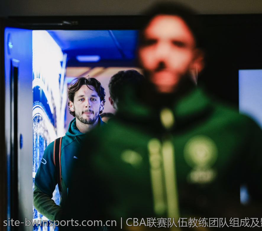 CBA联赛队伍教练团队组成及影响